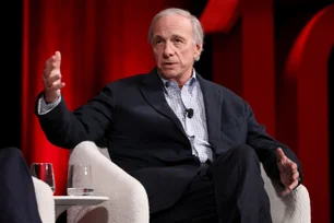 Imagem referente à matéria: Ray Dalio: EUA dependem de 1% dos trabalhadores, 60% ficam para trás