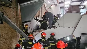 Teto de restaurante Jamile desaba no centro de SP; uma pessoa morreu