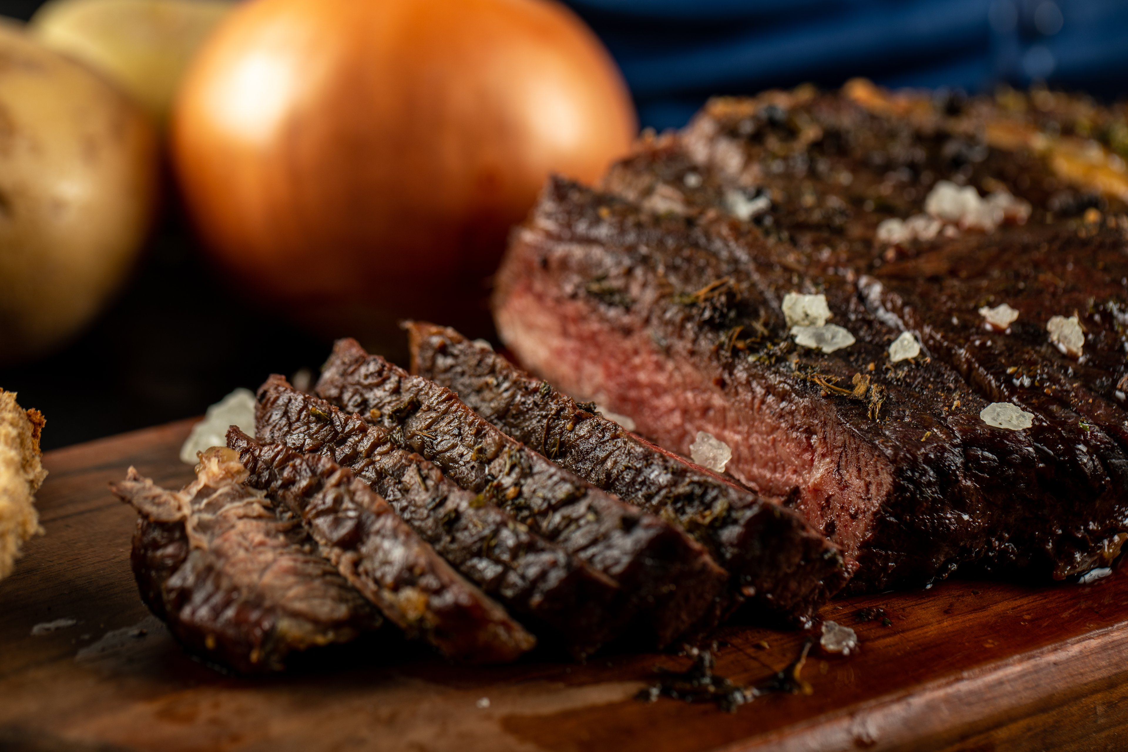 Brasil aumenta venda de carne ao exterior em setembro, mesmo com tarifaço de Trump