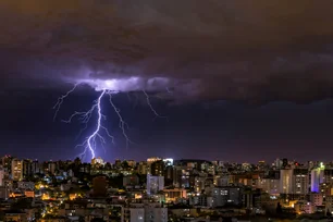 Imagem referente à matéria: Alerta laranja: Inmet alerta para risco de tempestades em vários estados do Brasil; veja quais