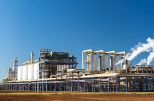 Imagem referente à matéria: Bússola & Cia: parceria vai construir fábrica de biocarvão em Goiás para reduzir emissões de CO2
