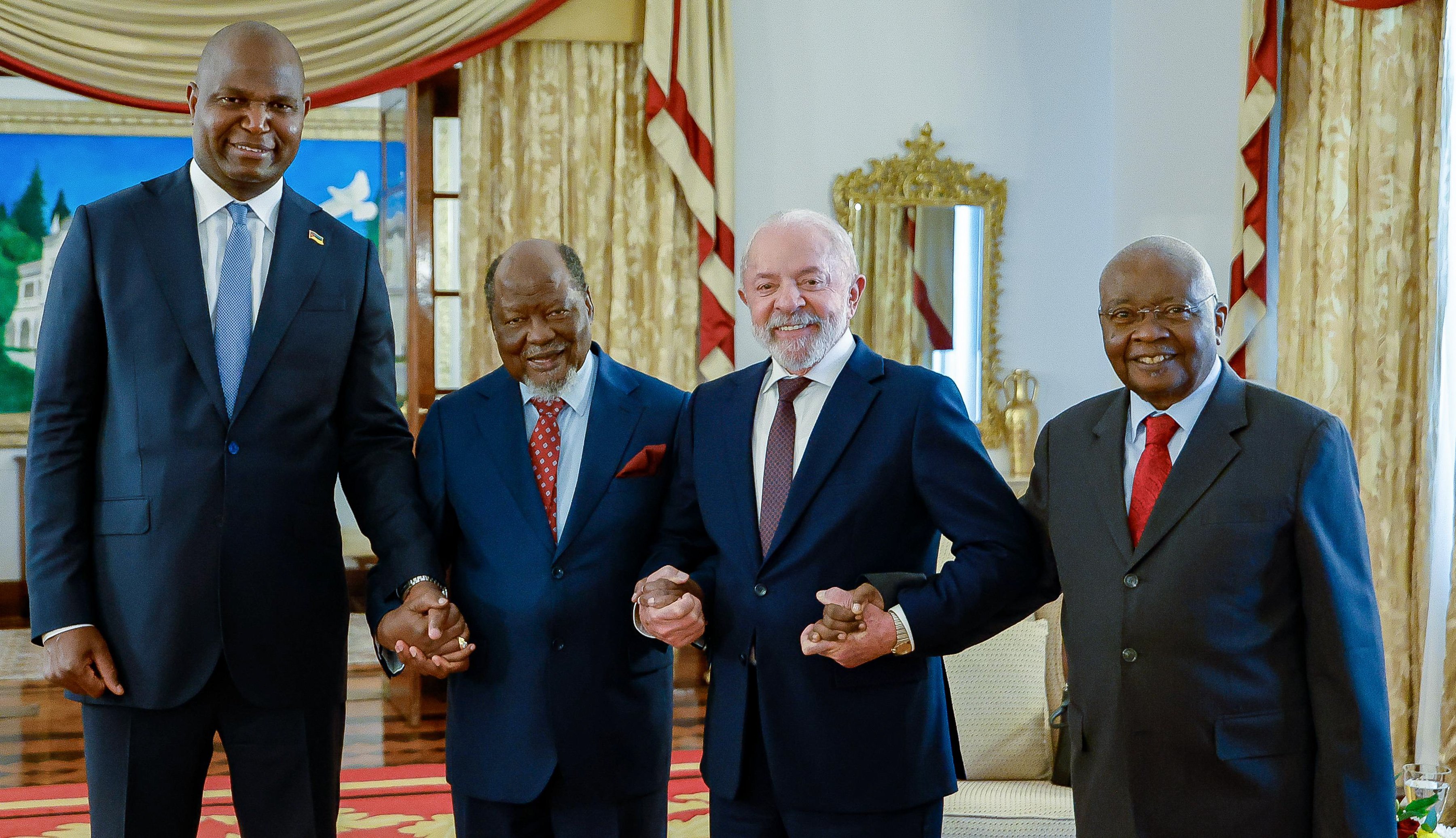 Lula amplia parceria com Moçambique e firma novos acordos bilaterais