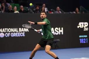 Djokovic vence em Atenas e conquista seu 101º título