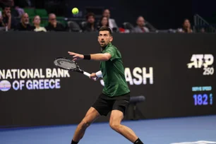 Imagem referente à matéria: Djokovic vence em Atenas e conquista seu 101º título