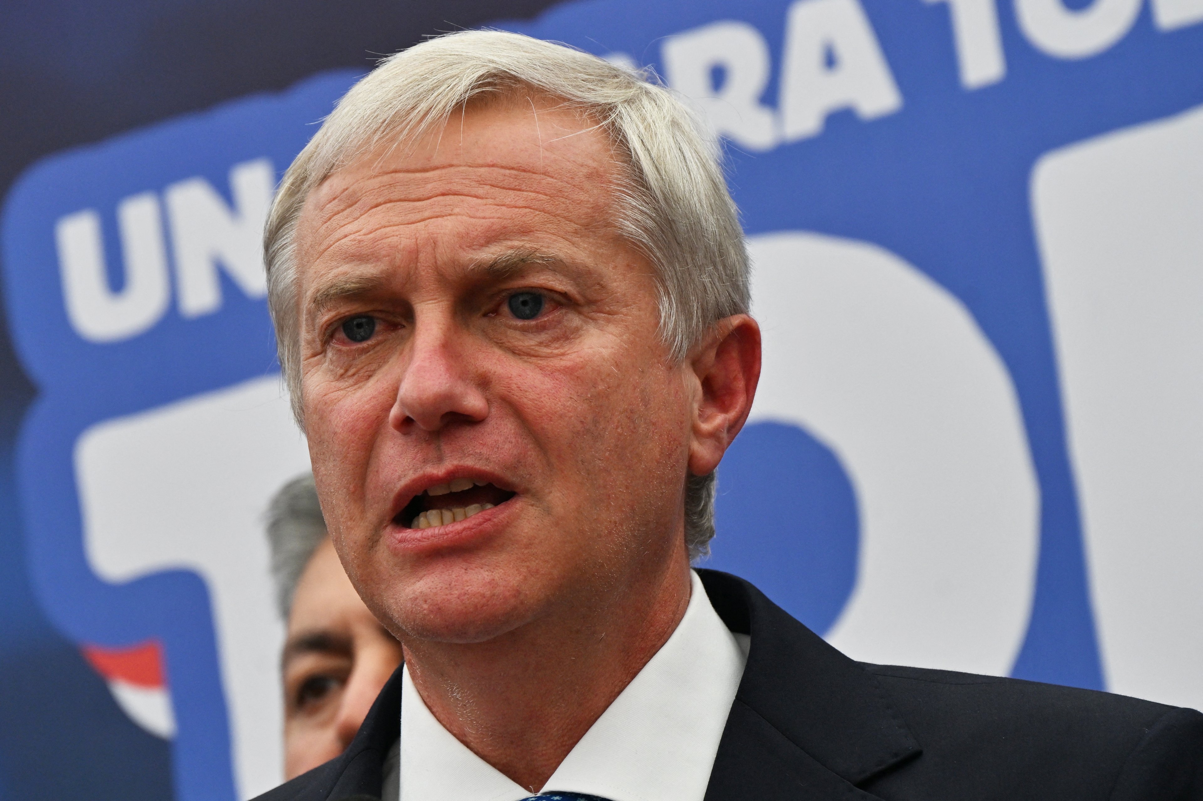 Eleições no Chile: Kast, de direita, abre vantagem no 2º turno, diz AtlasIntel