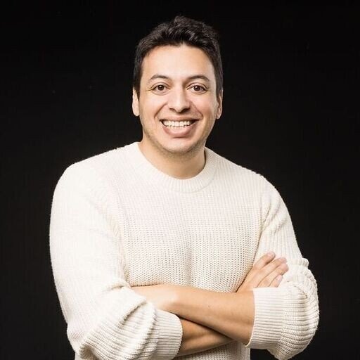 Ele começou com US$ 0 e se recusou a trocar líderes — hoje comanda empresa de US$ 17 bilhões