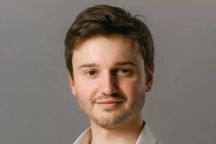 Imagem referente à matéria: Ele é o bilionário mais jovem do mundo, ensinou à IA 'o que só humanos sabem' e gerou U$10 bi