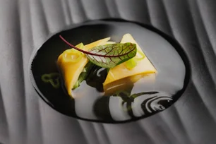 Imagem referente à matéria: Entre onças e trufas: novidades nos menus de Alex Atala