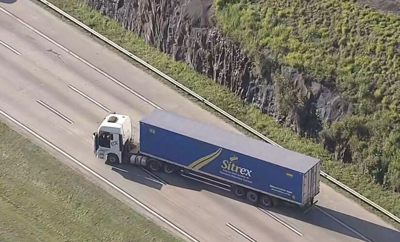 Pistas são liberadas no Rodoanel; motorista é levado para hospital