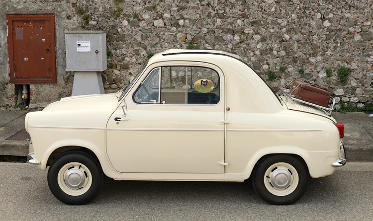 Vespa 400: microcarro da marca italiana lançado em 1957 (Getty Images)