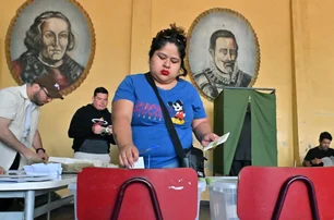 Imagem referente à matéria: Urnas abertas: eleições no Chile ocorrem neste domingo, 16
