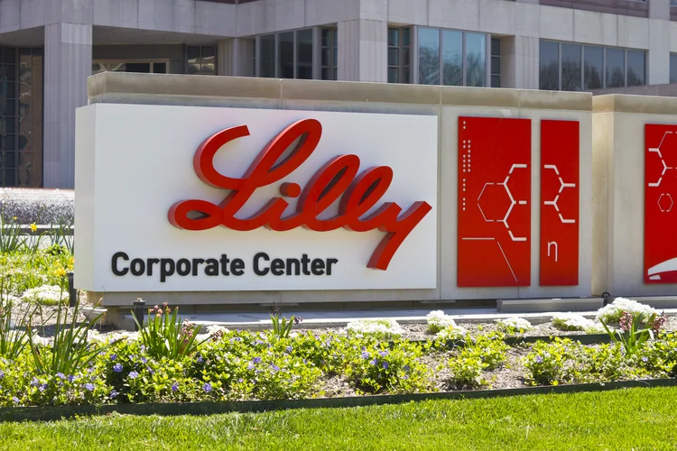 Eli Lilly: empresa atingiu valor de mercado de US$ 1 trilhão (	jetcityimage/Getty Images)