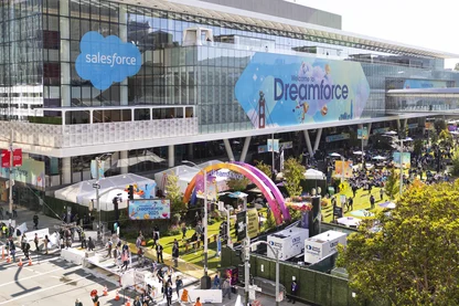 Imagem referente à reportagem especial Dreamforce 2025 destaca os impactos da nova era da IA agêntica