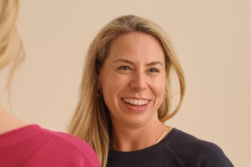 Ela abriu um negócio no pós-parto e faturou US$ 30 mil em 2 meses e hoje rende US$ 500 mil ao ano