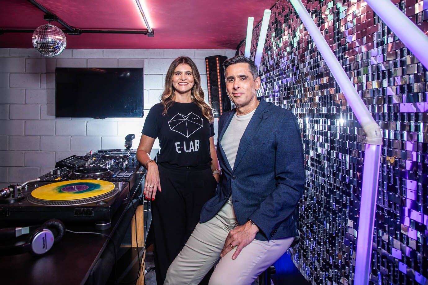 Prefiro menos vendas do que 40% de calote, diz Flávio Augusto no Choque de Gestão