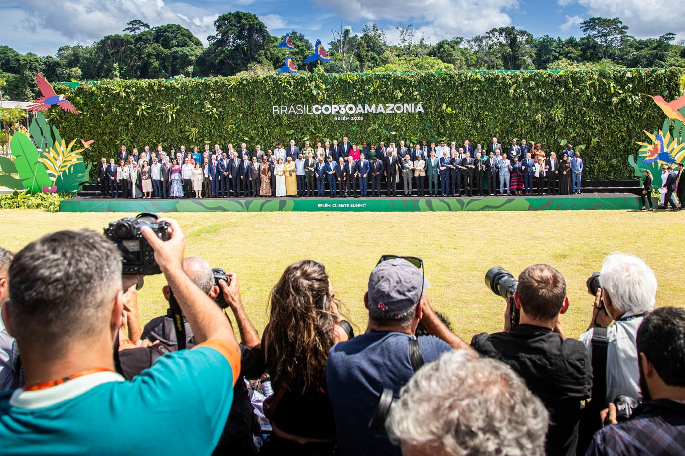 COP30 - Belem - Foto de Familia - Lula na foto oficial - Líderes posam para foto de família na Cúpula pré-COP30 em Belém

Foto: Leandro Fonseca
Data: 07/11/2025