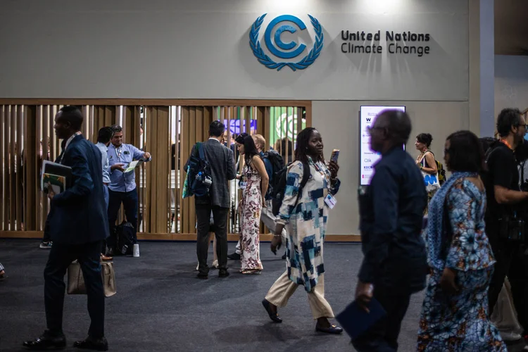 COP30, em Belém: os principais itens da agenda de negociação foram encaminhados para a segunda semana com textos de rascunho ou notas informais, mas sem consenso