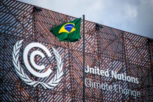 Imagem referente à matéria: Presidência da COP30 divulga rascunhos e negociações aceleram na reta final