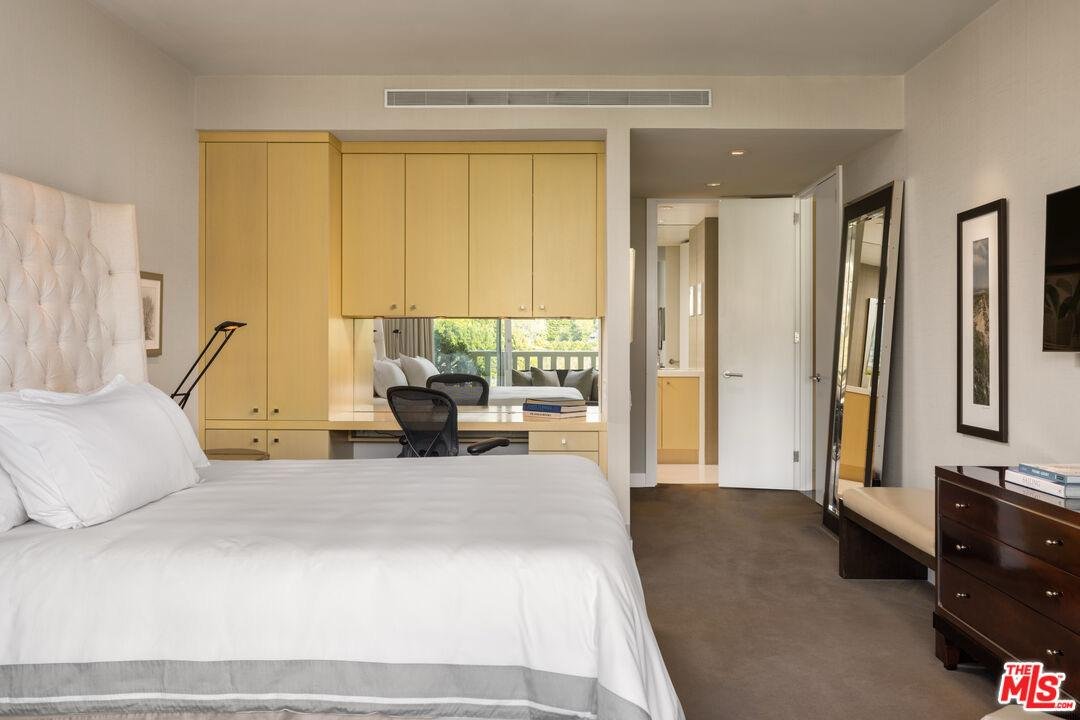 Apartamento à venda de Ozzy Osbourne