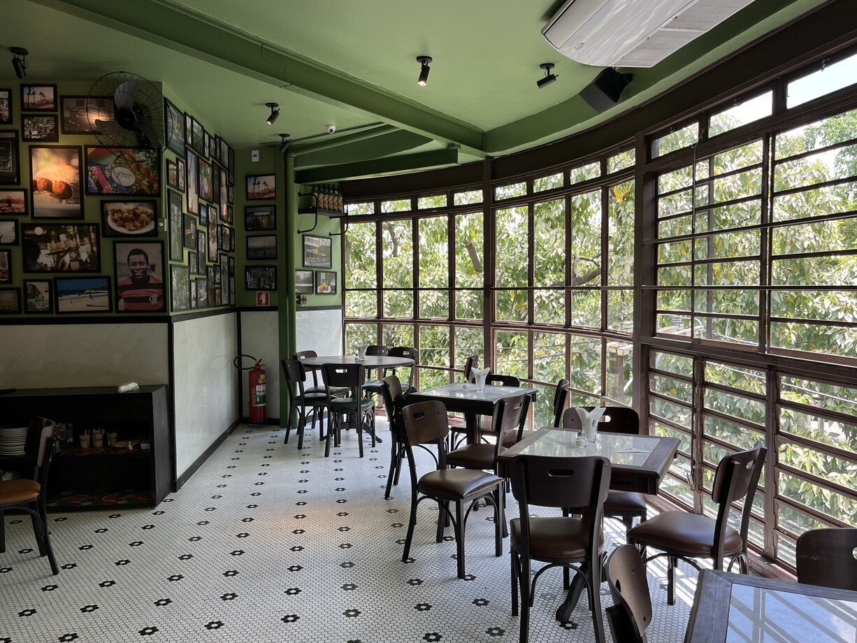 30 restaurantes e bares para confraternizações em São Paulo