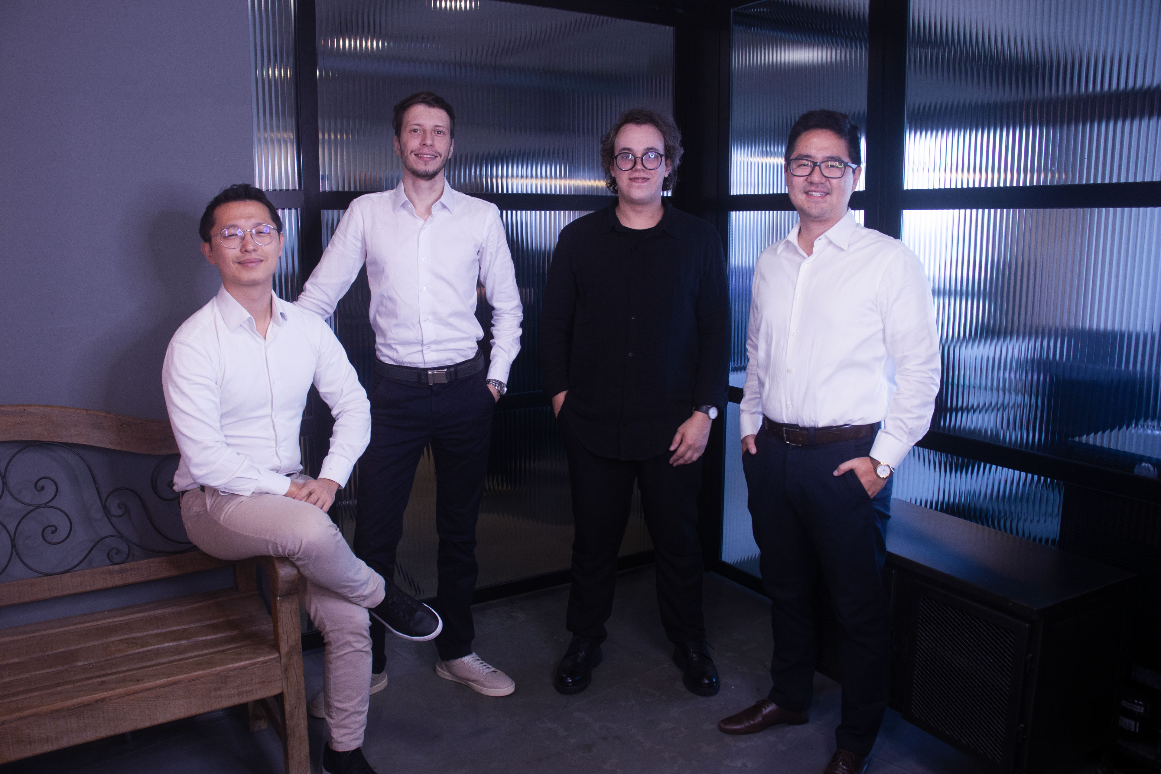 Eles largaram o CLT e faturam milhões com consultoria 'faz-tudo'