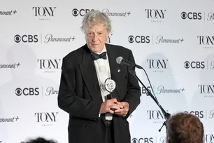 Imagem referente à matéria: Morre Tom Stoppard, roteirista de 'Shakespeare Apaixonado', aos 88 anos