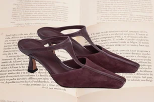 Imagem referente à matéria: Esses são os sapatos de luxo brasileiros que Sylvia Plath usaria