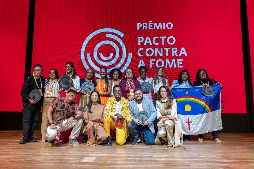 Neste mês de novembro, o Pacto Global contra a Fome ganhou o prêmio como uma das 100 melhores ONGs do Brasil 