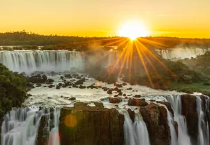 Sonoridade das águas dá ritmo e magia ao espetáculo Cataratas de Natal