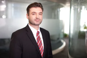 Imagem referente à matéria: O alerta da Cisco para golpes com IA na Black Friday: 'quase imperceptíveis'