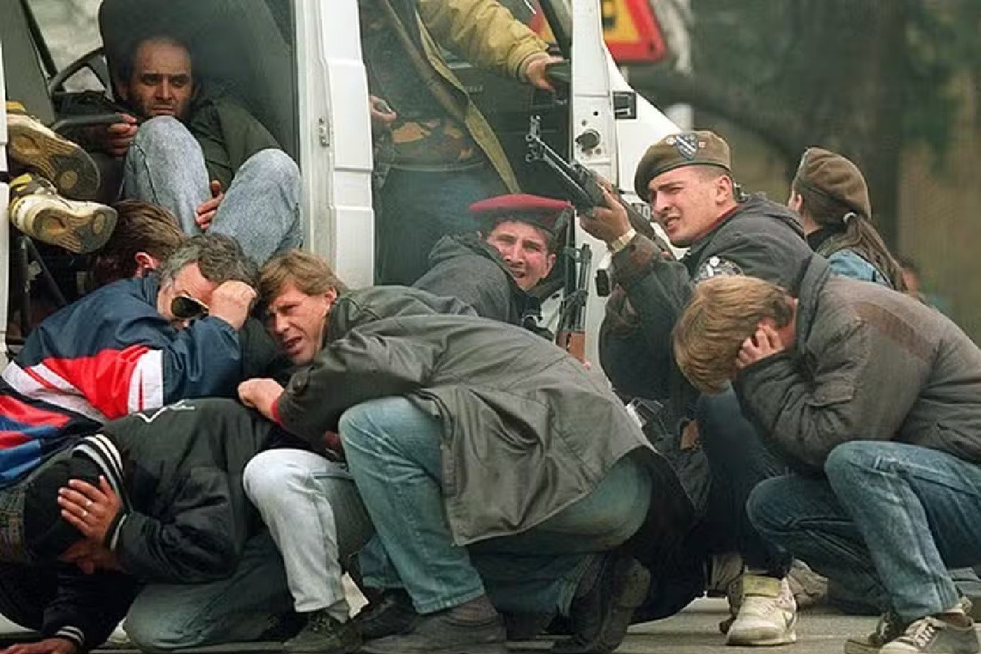 'Safáris humanos': o caso de italianos que pagavam R$ 600 mil para matar civis