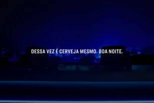 Imagem referente à matéria: Após saída de Bonner, Amstel revive 'meme da latinha' em homenagem