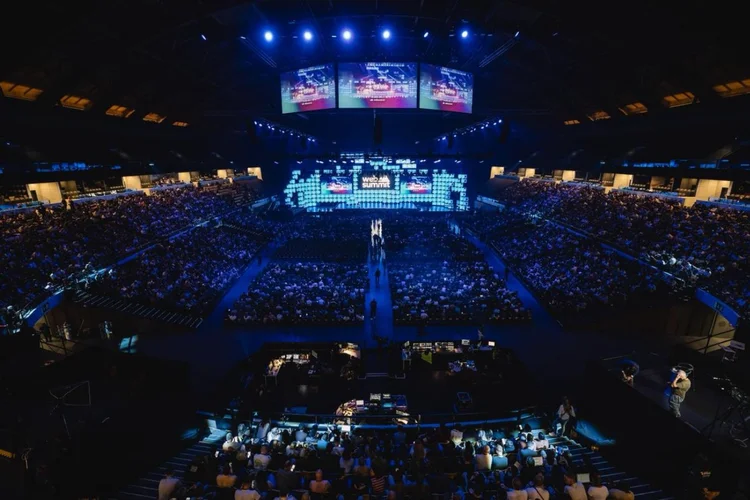 O Web Summit 2025 deixa, assim, um recado inequívoco: o marketing abandona a lógica da atenção e busca merecer interação (Divulgação)