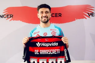 Flamengo renova contrato com Arrascaeta até 2028