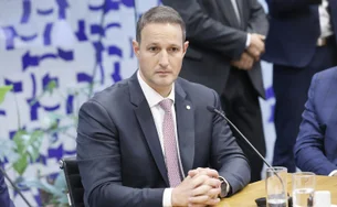 Derrite apresenta 5ª versão do relatório do PL Antifacção; veja o que muda