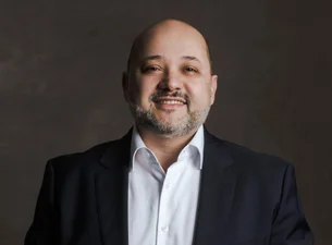 Com dados de R$ 140 mi gastos em mídia, Brivia lança IA para apoiar CMOs