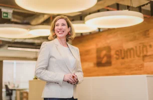 SumUp capta R$ 850 milhões para enfrentar crise de crédito nas PMEs