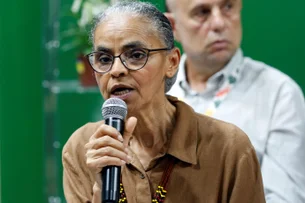'Demolição da legislação', diz Marina sobre queda de vetos à lei ambiental