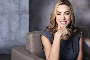 Imagem referente à matéria: A menina que brincava entre caixões, hoje transforma o mercado fúnebre