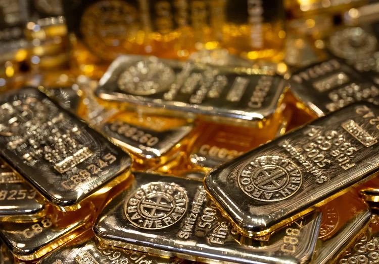 Ouro: metal precioso acumula alta de quase 75% no ano ( Sven Hoppe/picture alliance /Getty Images)