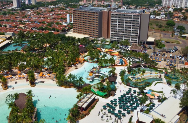 Imagem referente à notícia: Como um parque do interior de SP vai faturar R$ 650 milhões