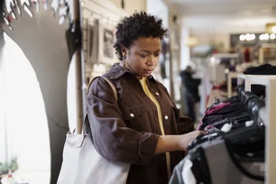 Imagem referente à matéria: Em que ambientes o racismo é mais frequente no Brasil, segundo pesquisa