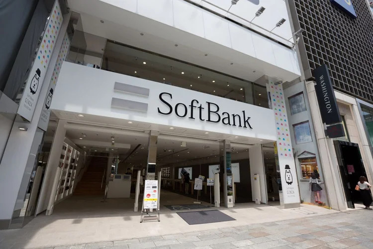 Softbank: ações do conglomerado japonês tiveram seu pior dia desde abril, segundo dados da LSEG (winhorse/Getty Images)