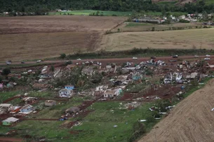 Tornado no PR: Lula lamenta mortes envia ministros para cidade destruída