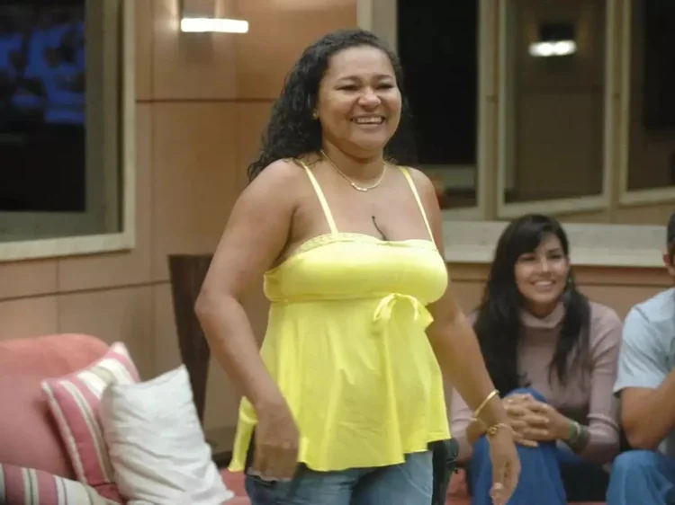 Mara Viana - vencedora do BBB 6