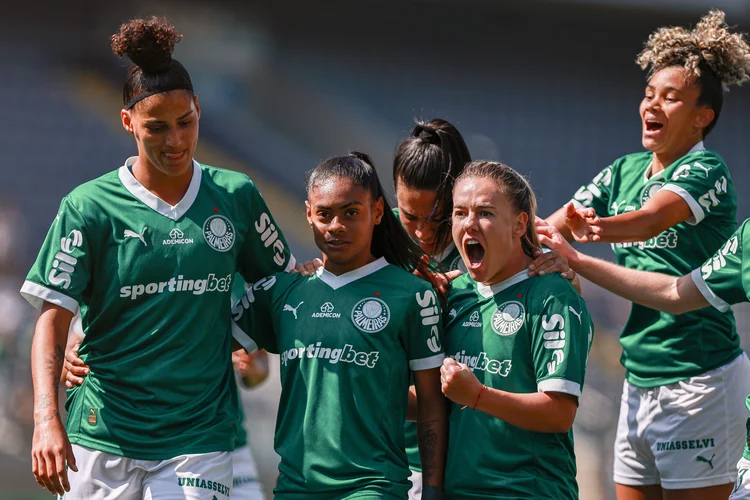 Palmeiras goleia Corinthians sai na frente na final do Paulistão Feminino (Rebeca Reis/ Staff Images Woman/ CBF)