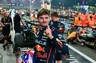 Verstappen leva a pole em Abu Dhabi e pressiona Norris na decisão da F1