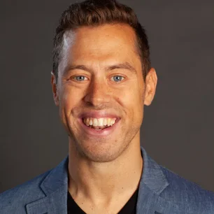 Imagem referente à matéria: Como esse jovem transformou cupons de estudante em um negócio de £30 milhões