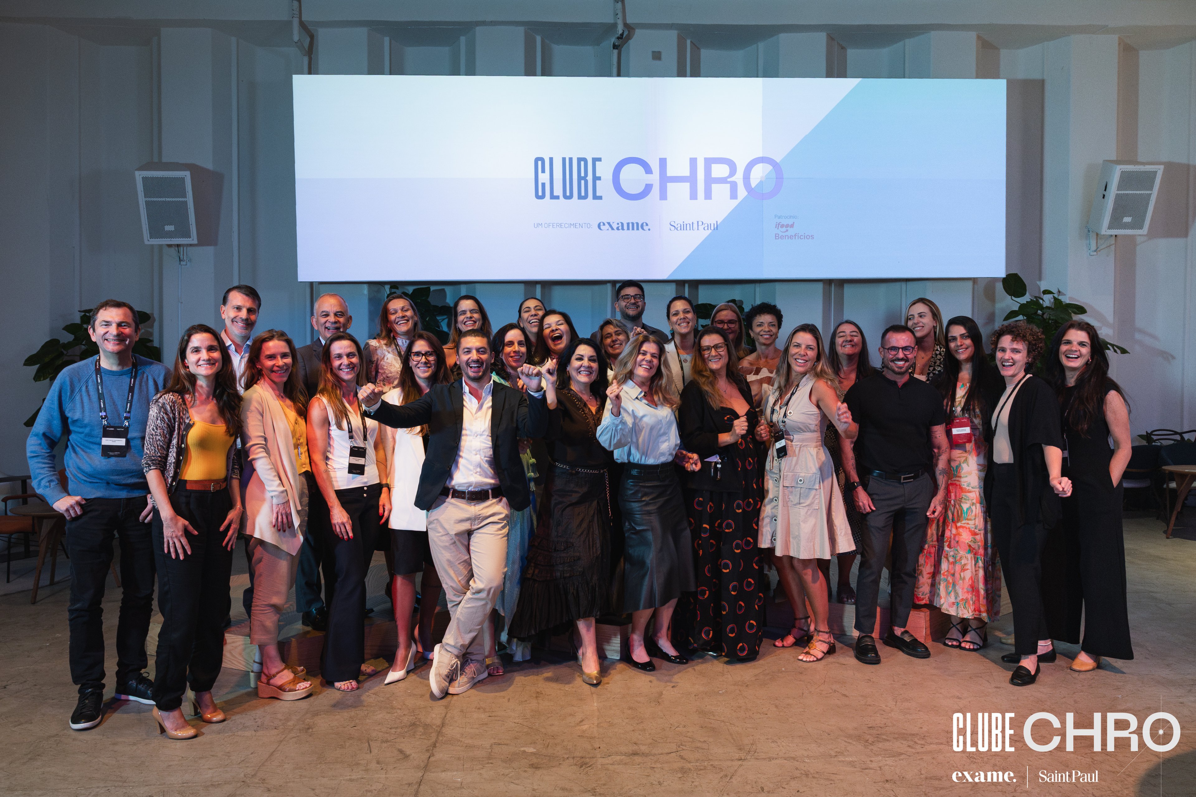 C-levels de RH membros e convidados do Clube CHRO do Rio de Janeiro da Exame Saint Paul In Company, com CEO da Radix, João Carlos Chachamovitz.