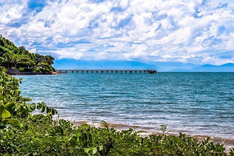 Cidade em SP vence o 'Oscar' do turismo com avistamento sustentável de baleias